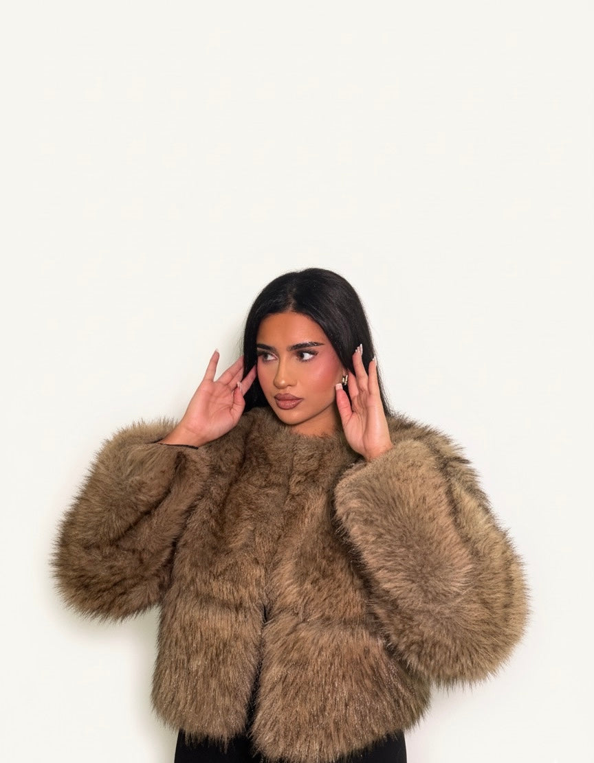Manteau en Fourrure Renard - Élégance Hivernale