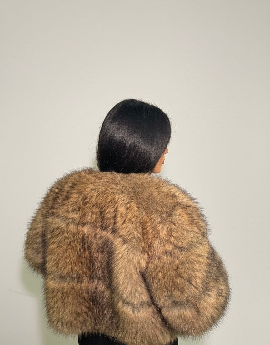 Manteau en Fourrure Renard - Élégance Hivernale